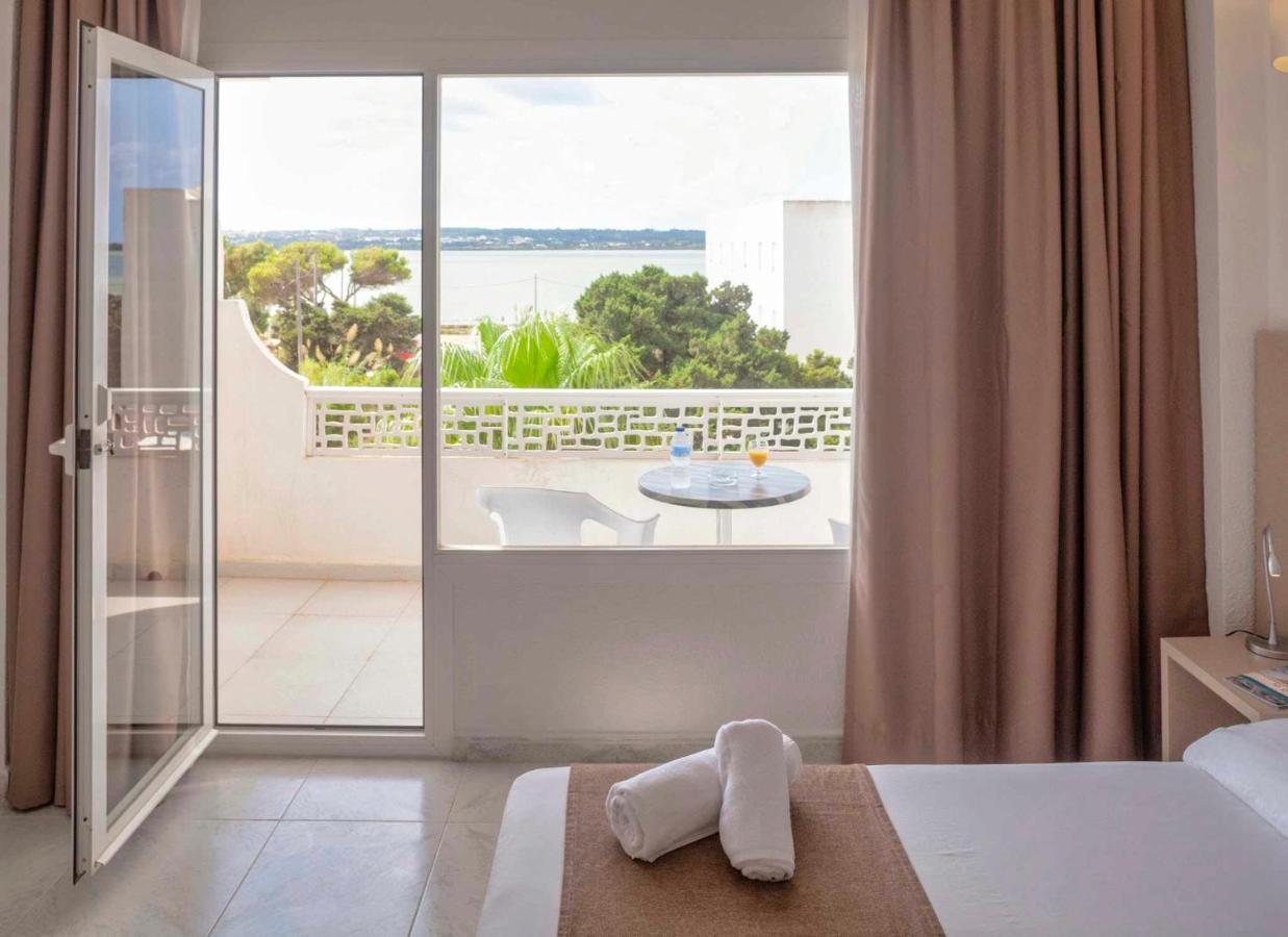 Roquetes Rooms - Formentera Break Es Pujols Eksteriør bilde